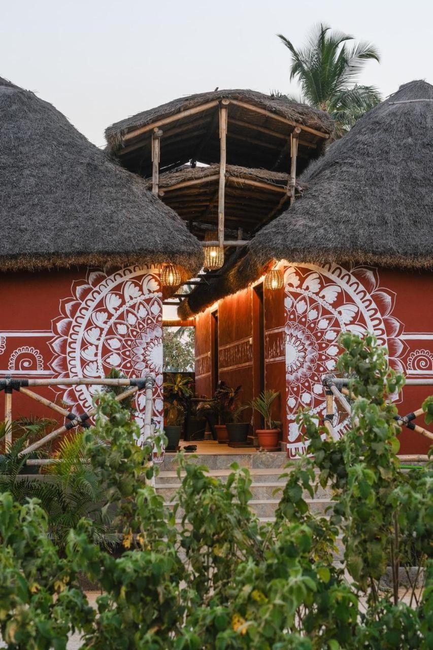 The Hideout Cottage And Restaurant 亨比 外观 照片